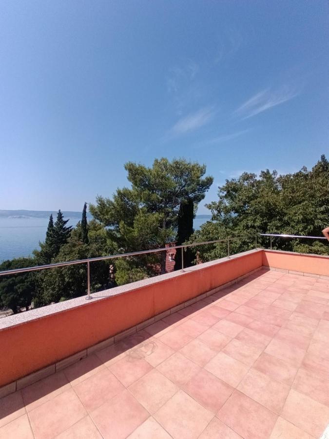 Blue Seagull - Seafront Holiday Home Нови-Винодолски Экстерьер фото