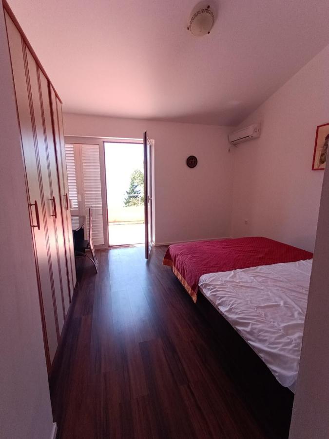 Blue Seagull - Seafront Holiday Home Нови-Винодолски Экстерьер фото