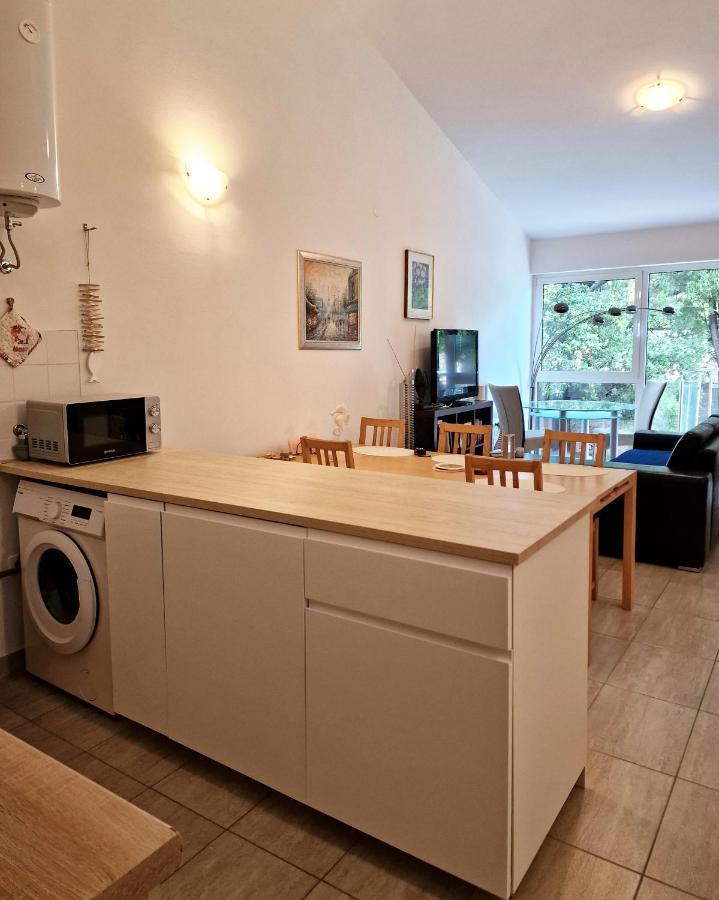 Blue Seagull - Seafront Holiday Home Нови-Винодолски Экстерьер фото