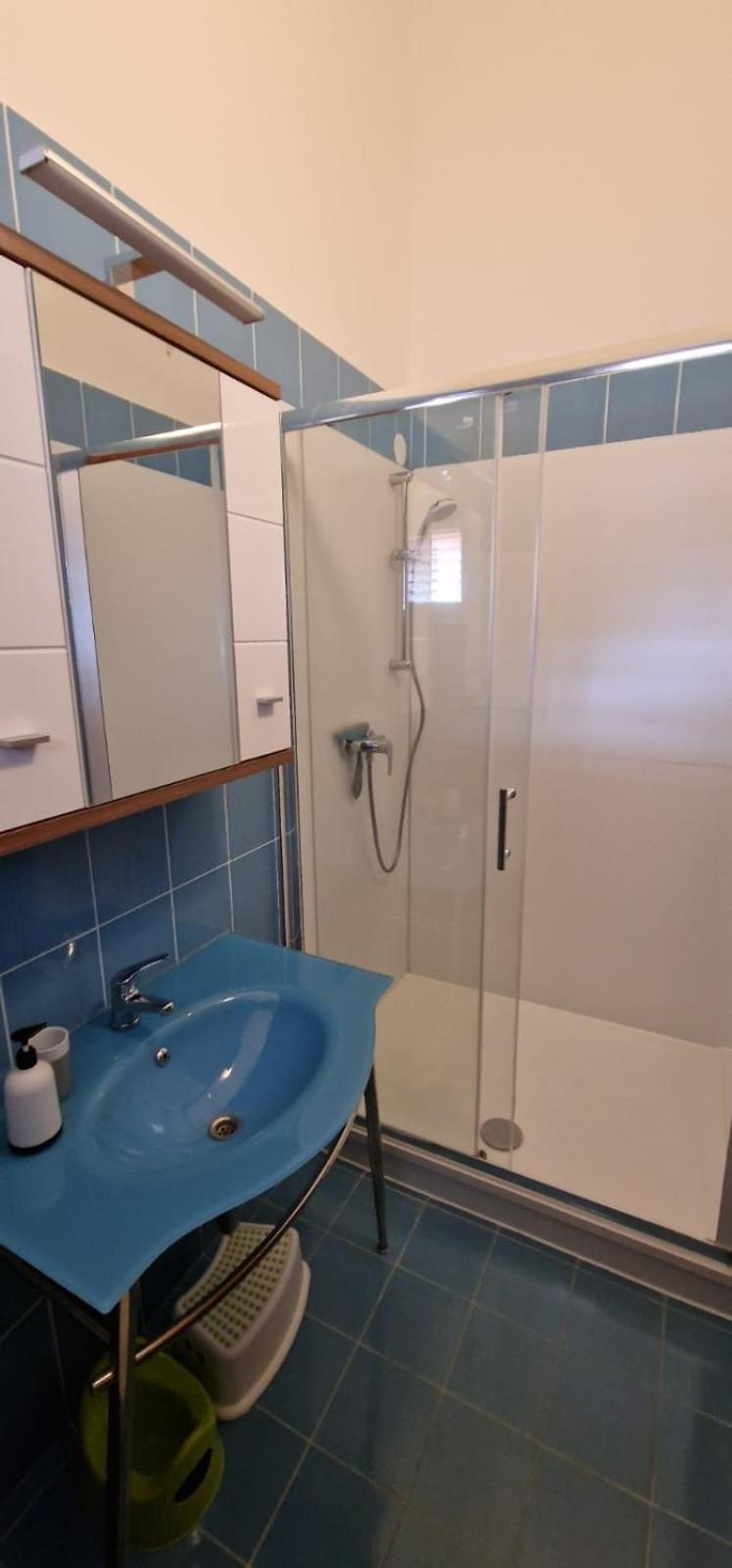 Blue Seagull - Seafront Holiday Home Нови-Винодолски Экстерьер фото